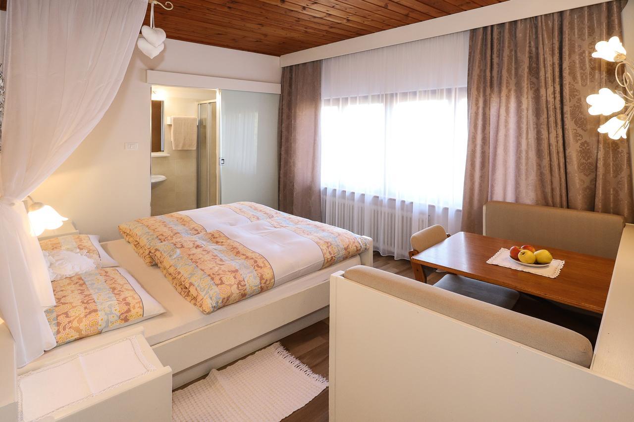 Putzenhof Hotel Laives Kültér fotó